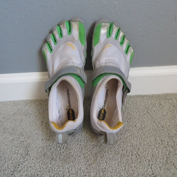 Vibram womens five fingers barefoot shoes w345 size 37/6.5/6 white/gray/green - Picture 5 of 11